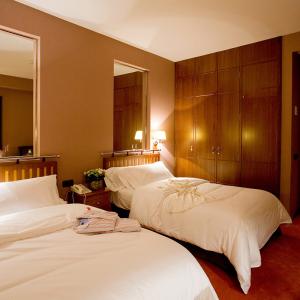 Hotel Palafox Zaragoza Rooms