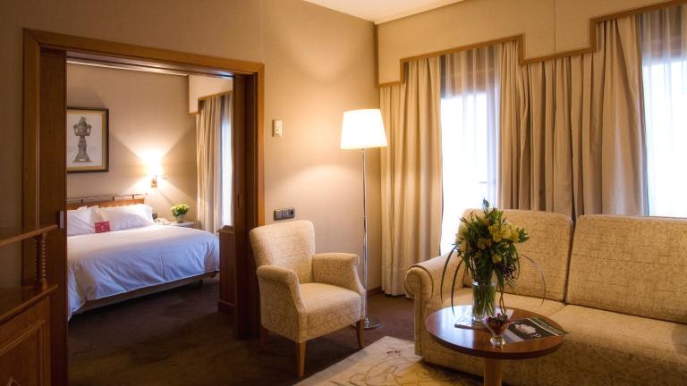 Suite Hotel Palafox Zaragoza