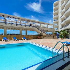 Hotel Playa Victoria Pool